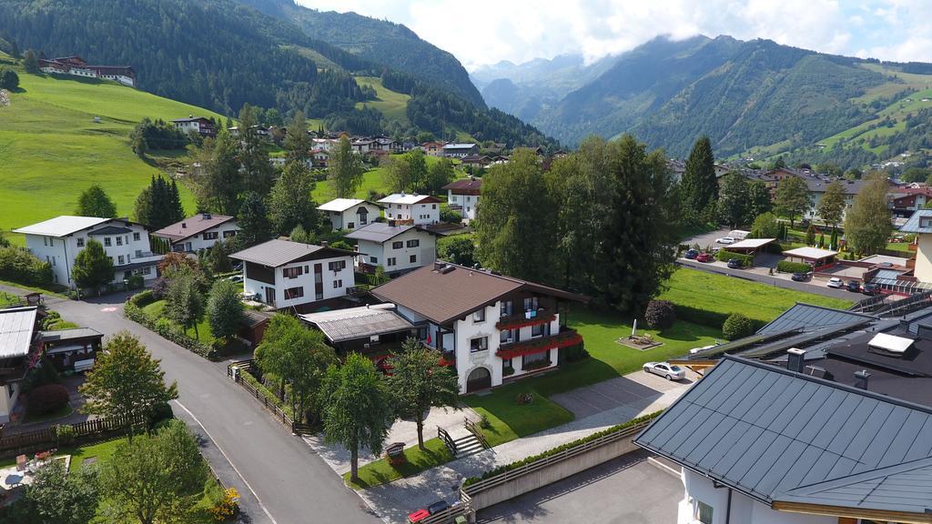 Johannahof Appartements Kaprun Exterior photo