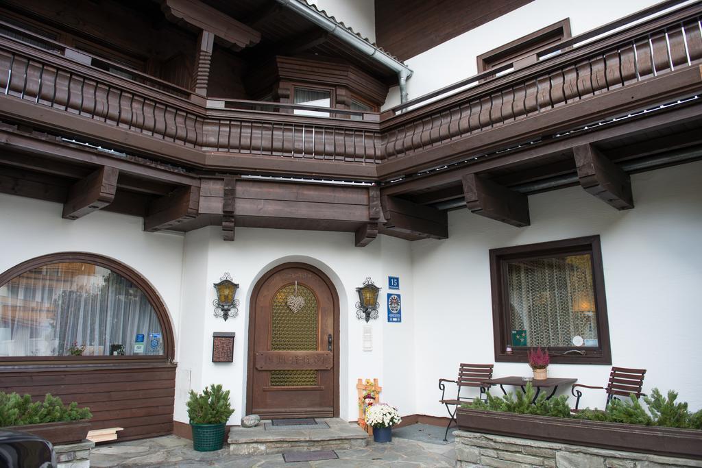 Johannahof Appartements Kaprun Exterior photo
